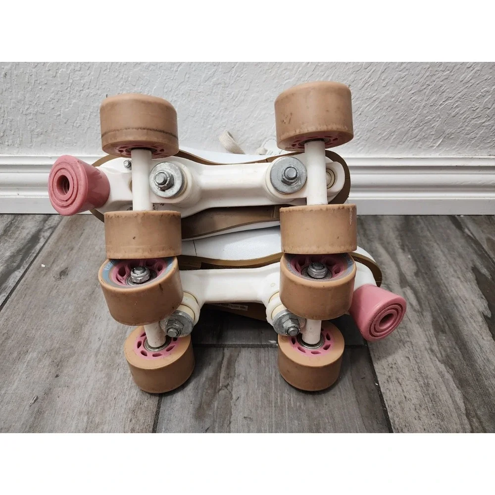 Vintage Chicago Girls Rink Skates White/Pink Size- Junior 3